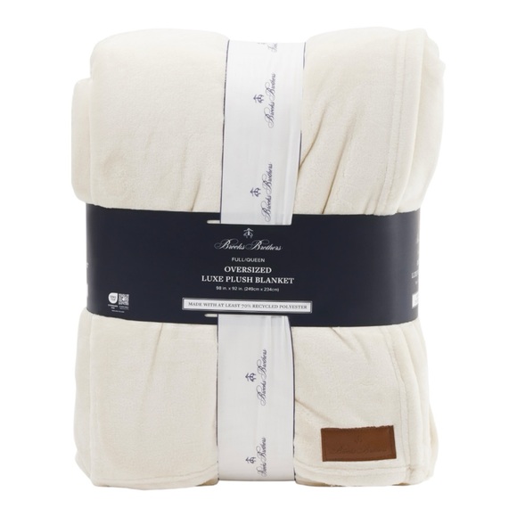 Brooks Brothers Other - BROOKS BROTHERS Solid Fleece Luxe Plush Oversized Blanket
